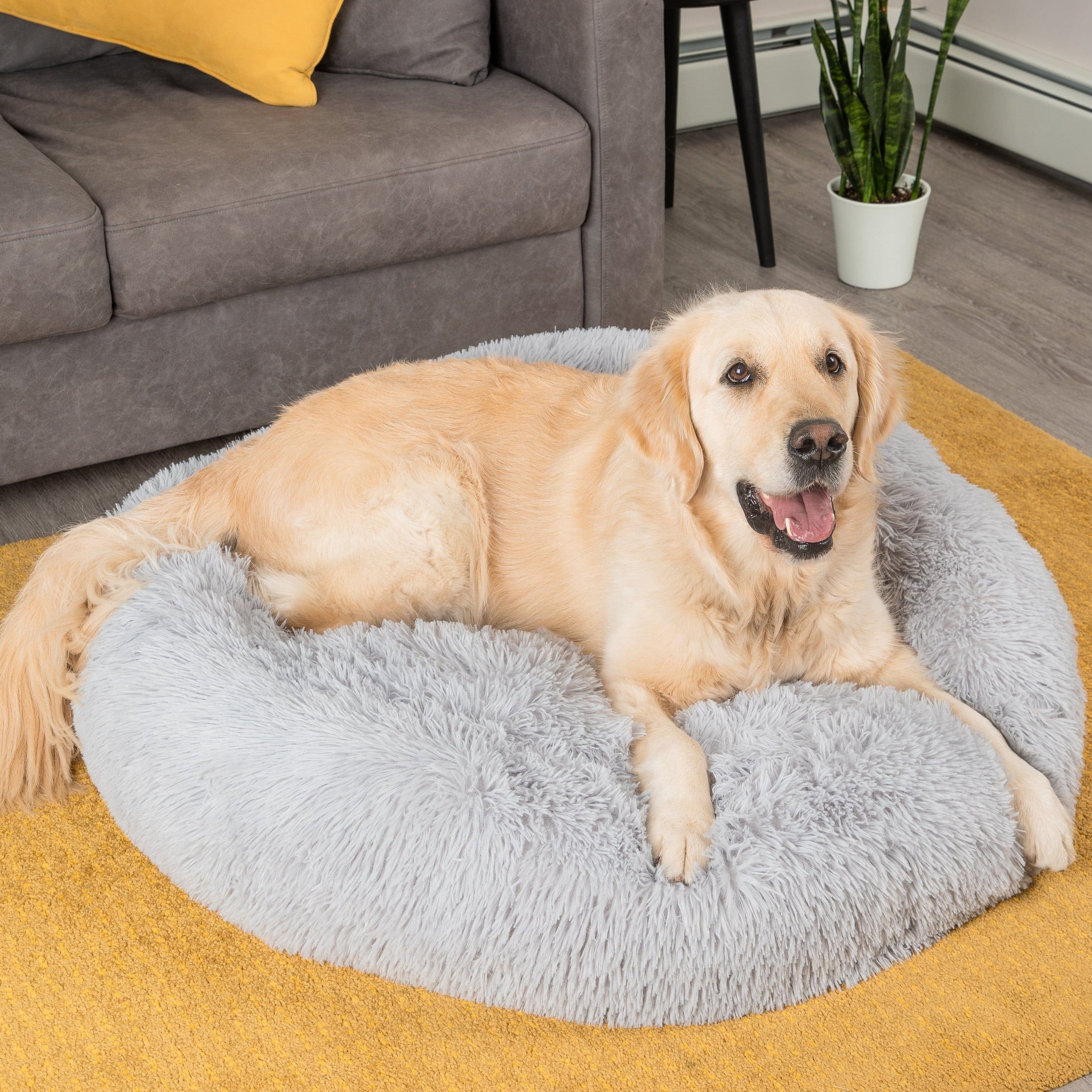 AntiAnxiety Calming Bed for Dogs Comfy Fur Donut Cuddler Cozy Pet Bed